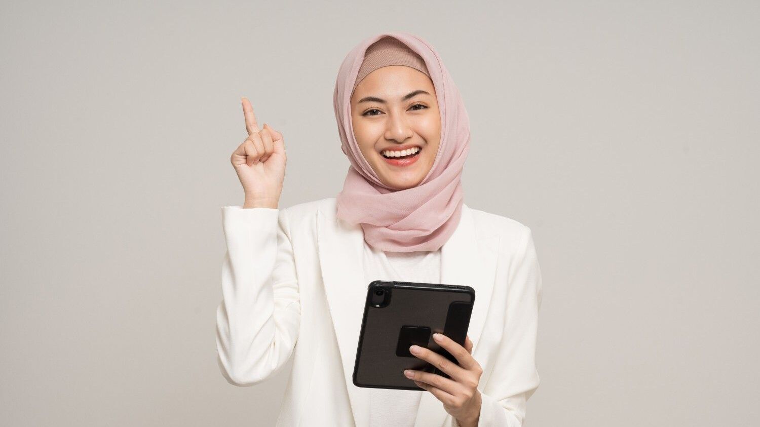 Kenapa Pinjaman Syariah Bisa Jadi Solusi Finansial Terbaik Buat Gen Z yang Butuh Modal Usaha?
